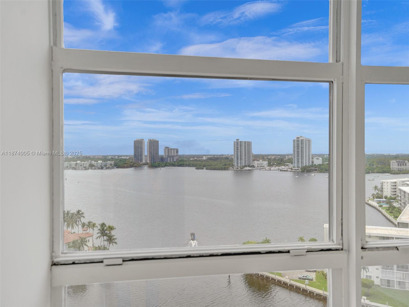 1000 W Island Blvd #1612, Aventura FL 33160