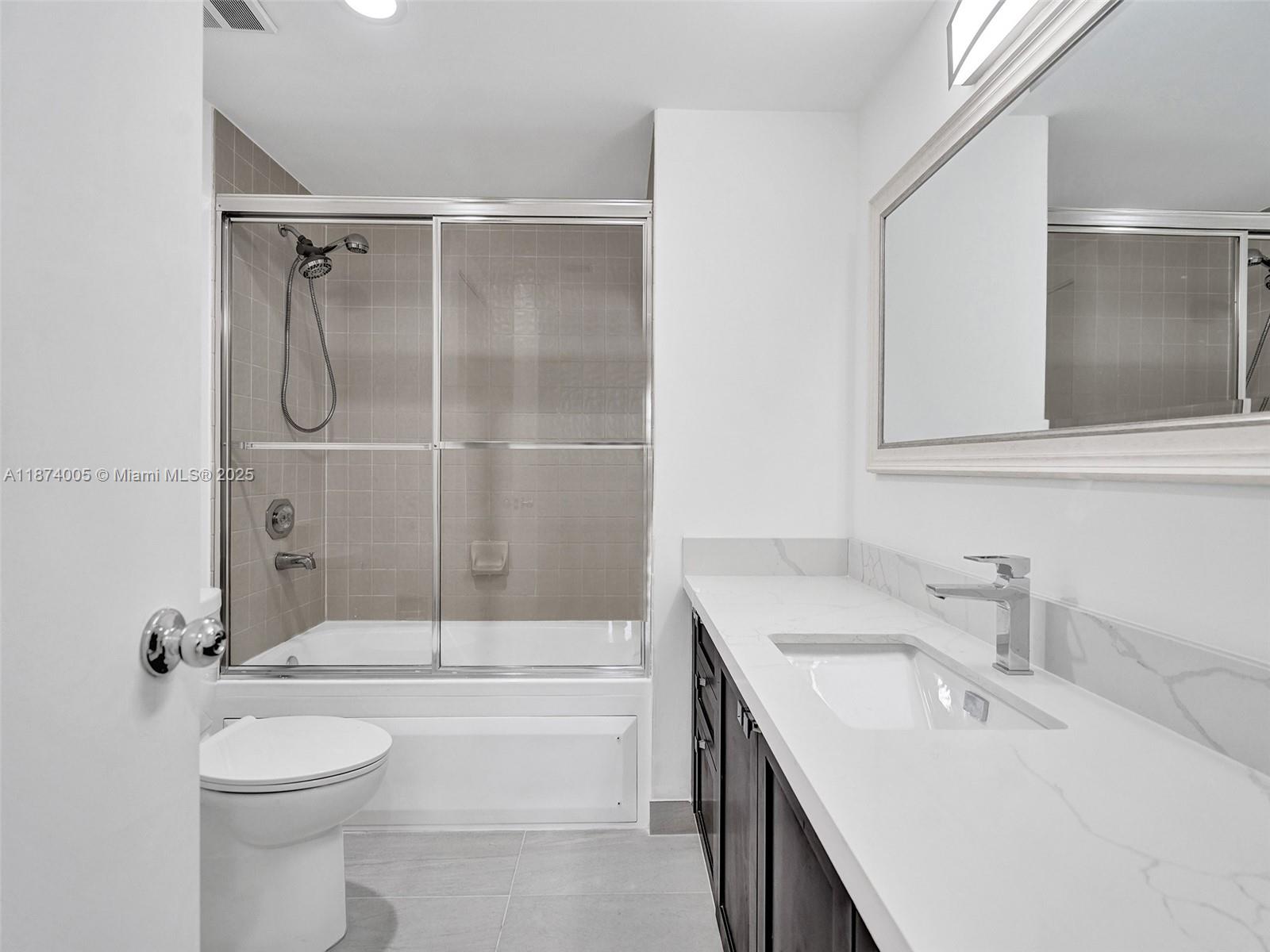 1000 W Island Blvd #1612, Aventura FL 33160