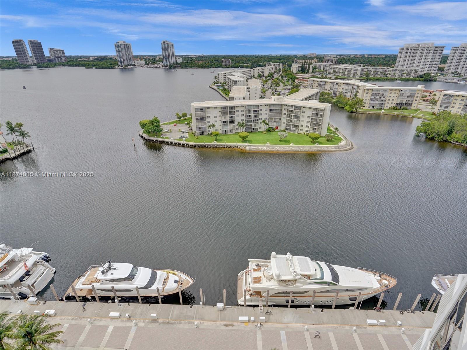 1000 W Island Blvd #1612, Aventura FL 33160