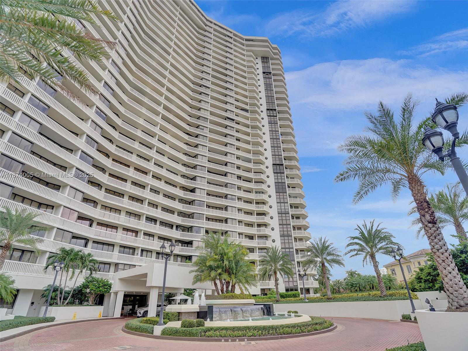 1000 W Island Blvd #1612, Aventura FL 33160