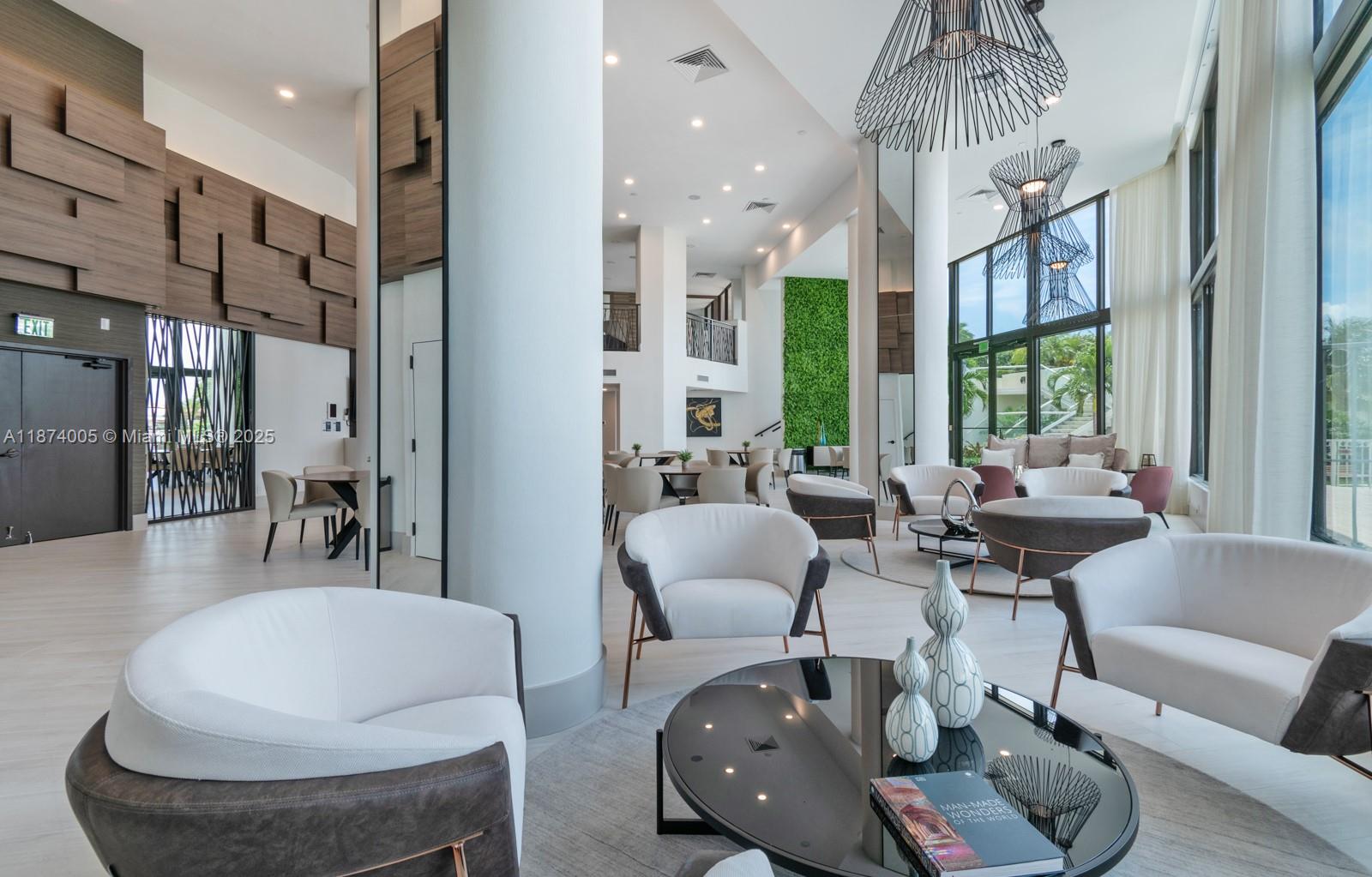 1000 W Island Blvd #1612, Aventura FL 33160