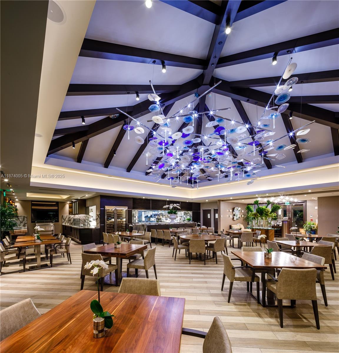 1000 W Island Blvd #1612, Aventura FL 33160