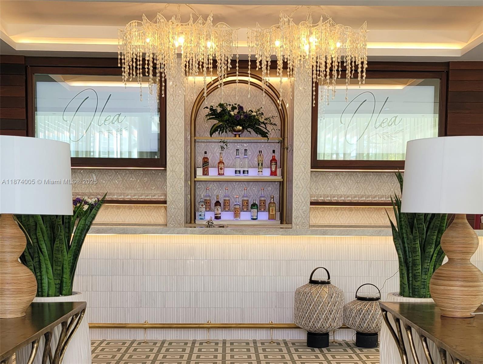 1000 W Island Blvd #1612, Aventura FL 33160