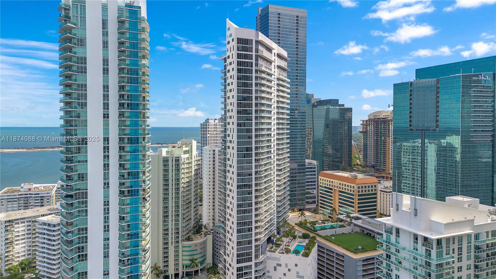 1300 Brickell Bay Dr #2310, Miami FL 33131