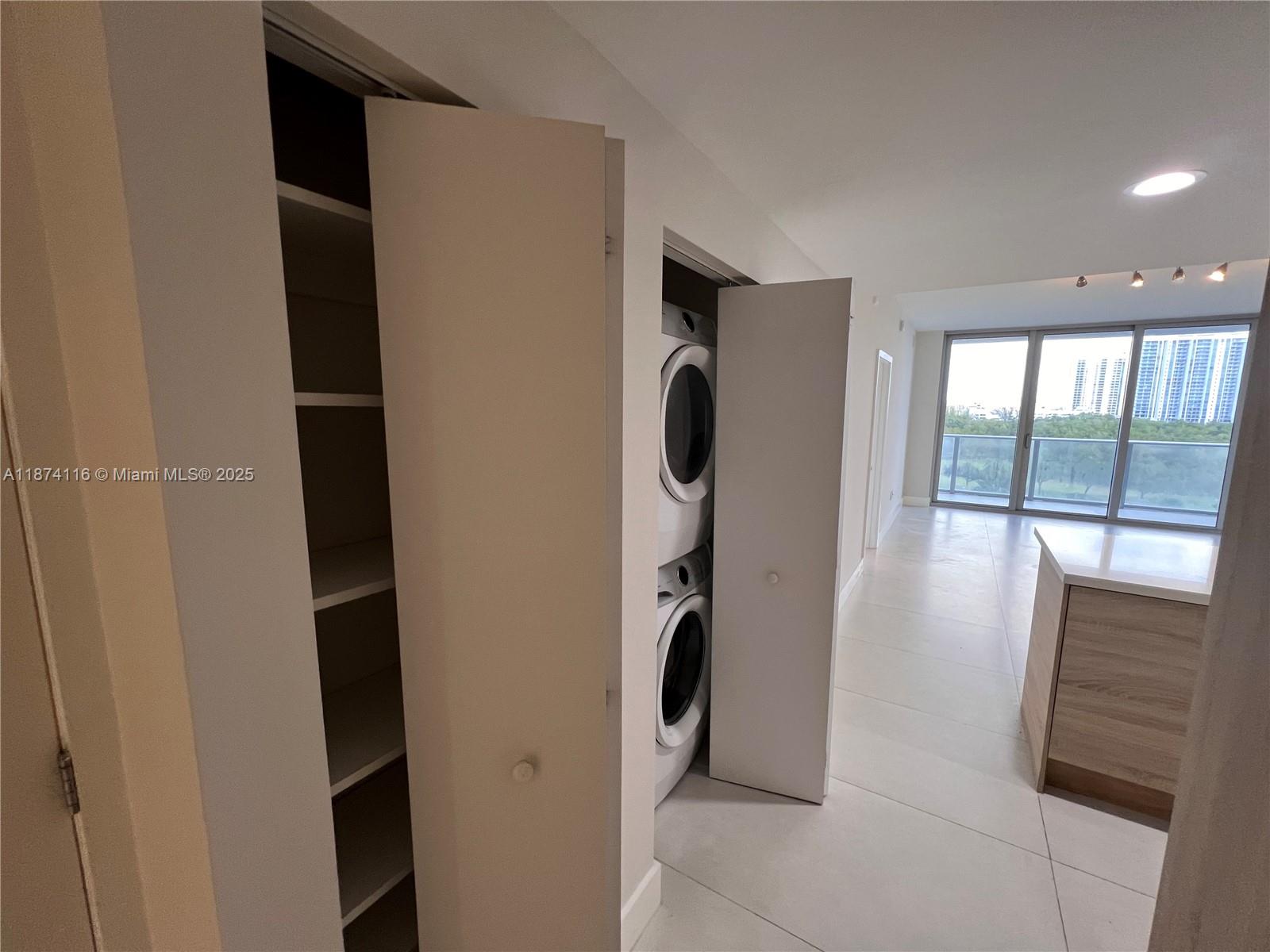 16385 Biscayne Blvd #606, North Miami Beach FL 33160
