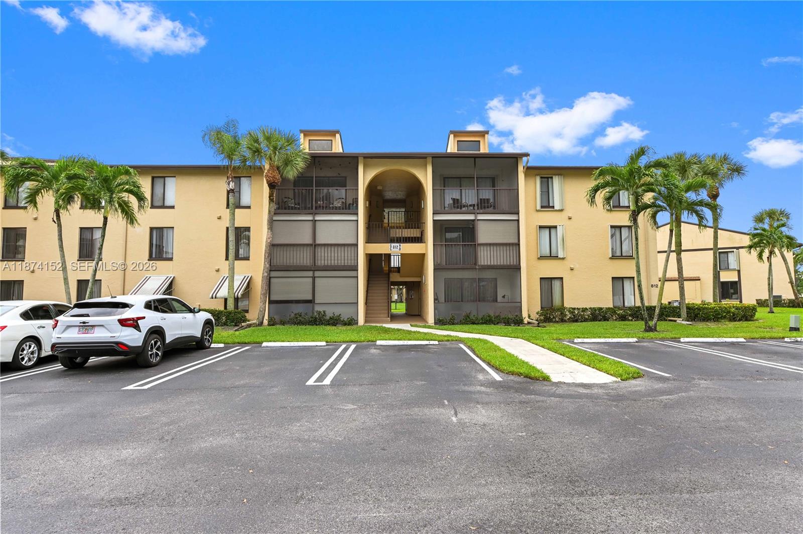 812 Sky Pine Way #C2, Green Acres FL 33415