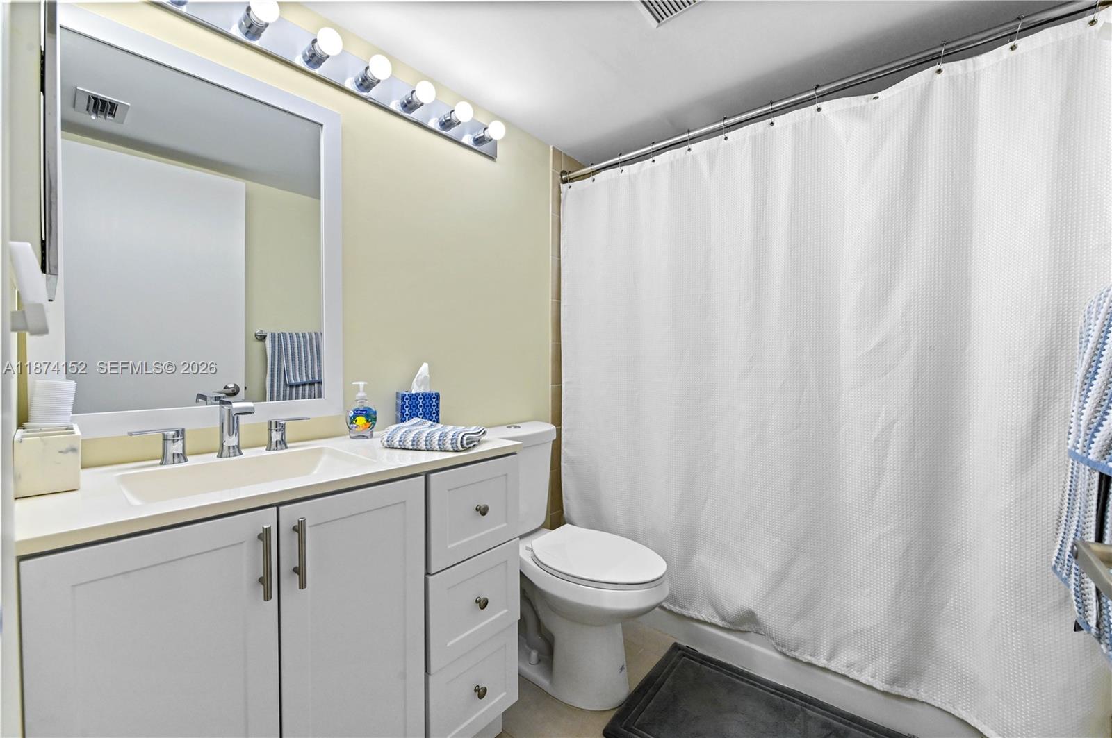 812 Sky Pine Way #C2, Green Acres FL 33415