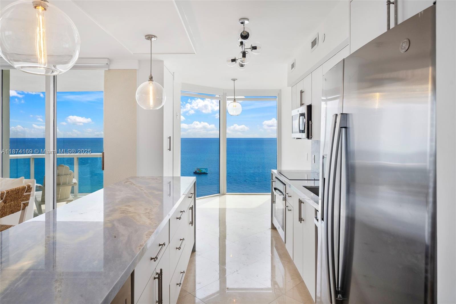 4775 Collins Ave #1801, Miami Beach FL 33140