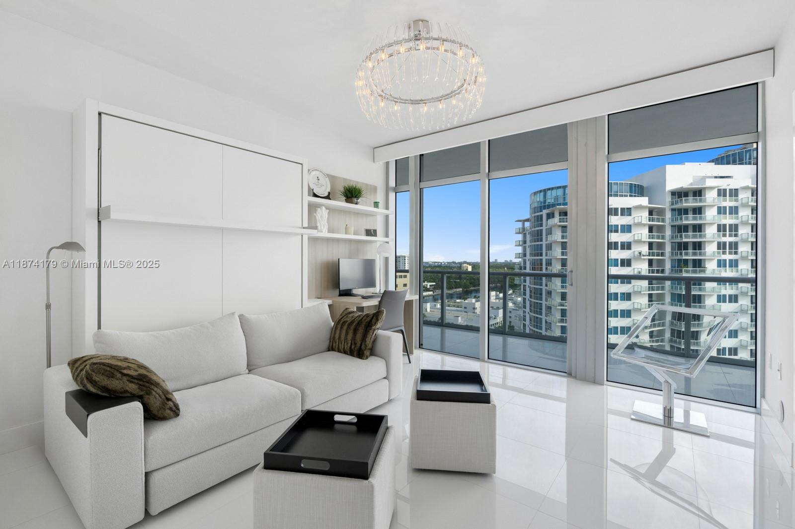 3737 Collins Ave #S-1501, Miami Beach FL 33140