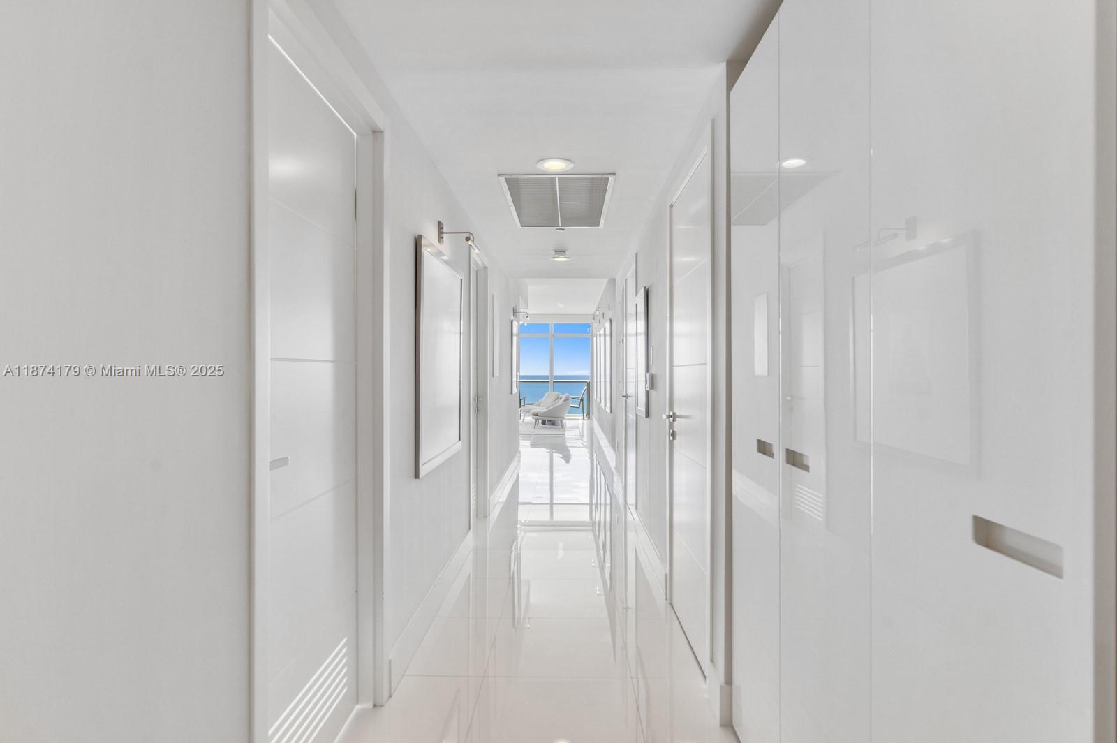 3737 Collins Ave #S-1501, Miami Beach FL 33140