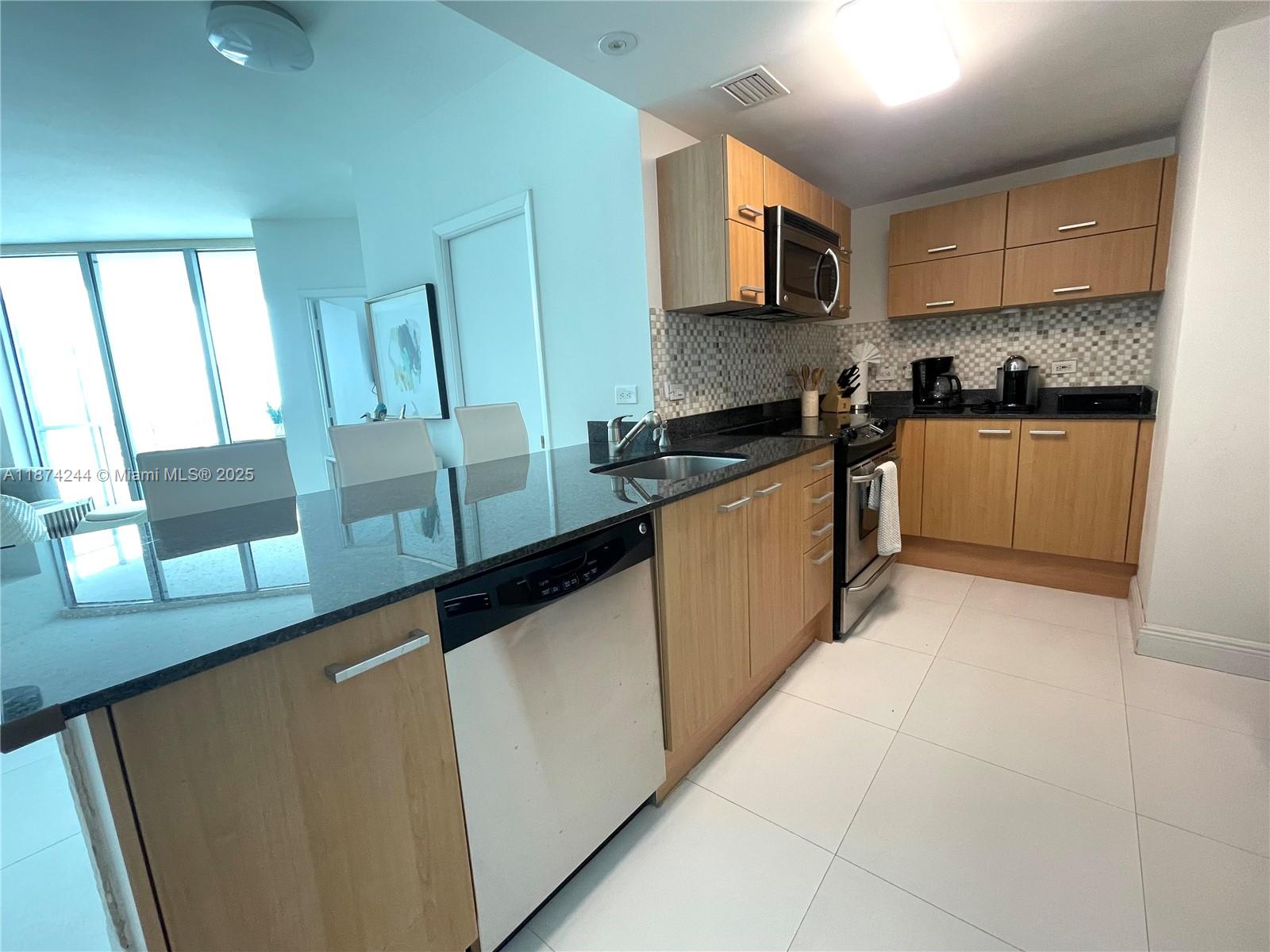 350 S Miami Ave #4003, Miami FL 33130
