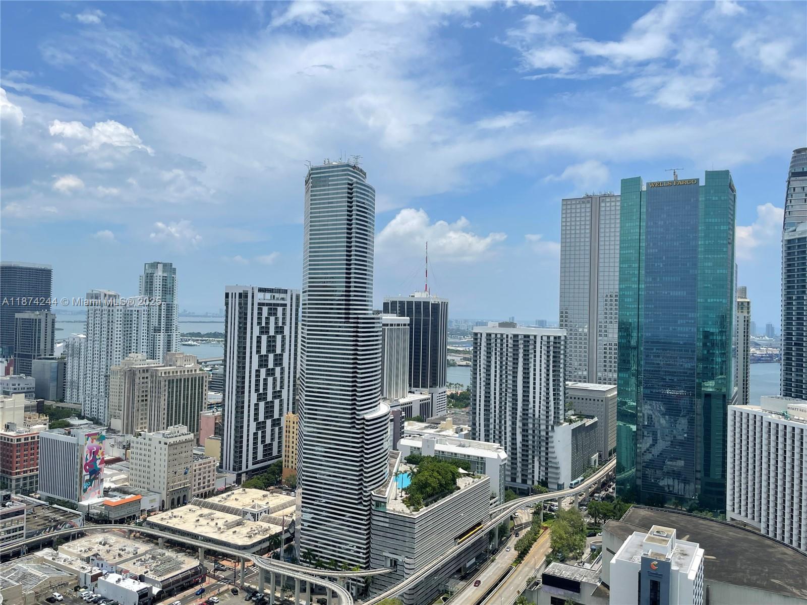 350 S Miami Ave #4003, Miami FL 33130