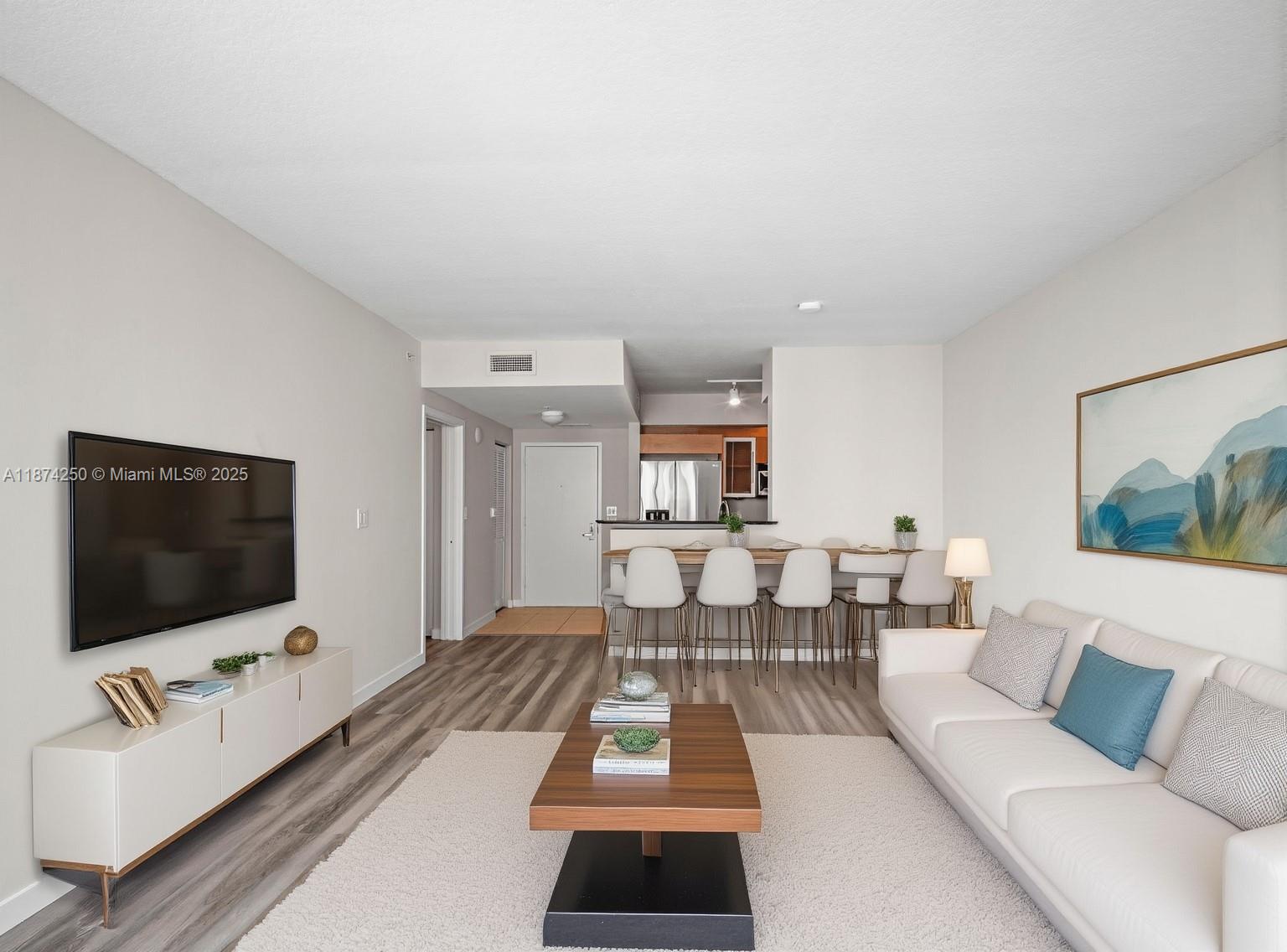 335 S Biscayne Blvd #2704, Miami FL 33131