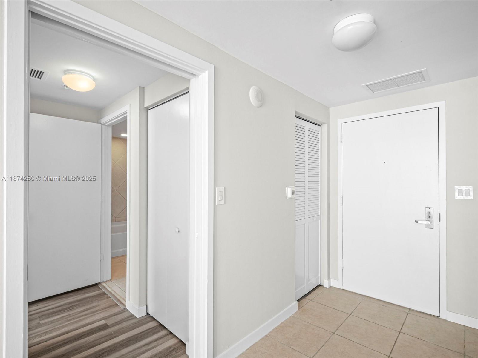 335 S Biscayne Blvd #2704, Miami FL 33131