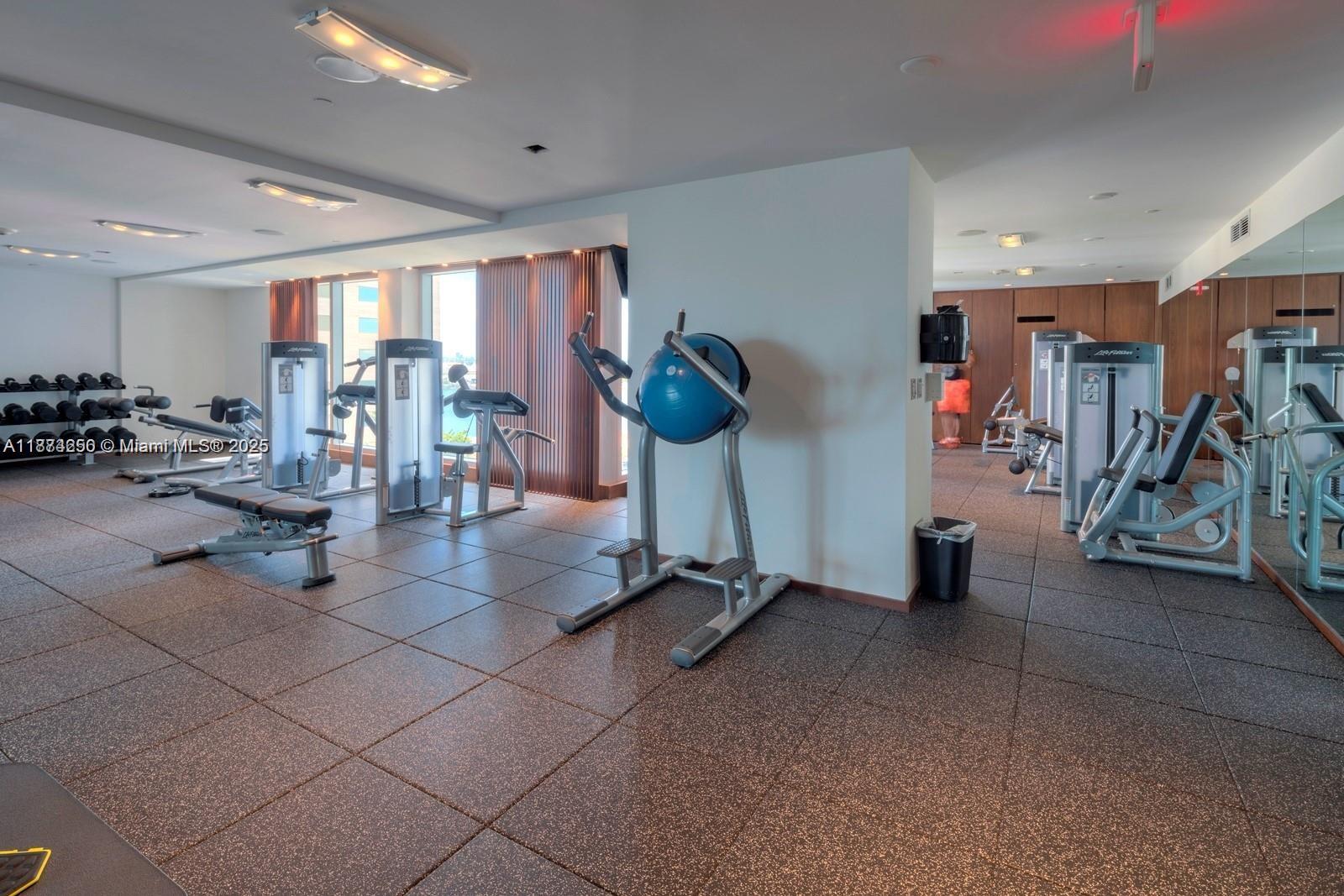 335 S Biscayne Blvd #2704, Miami FL 33131