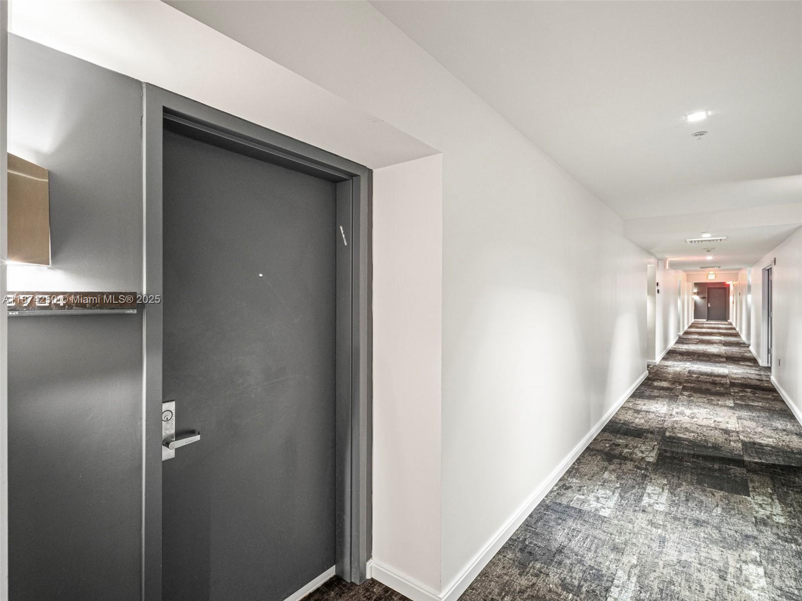 335 S Biscayne Blvd #2704, Miami FL 33131