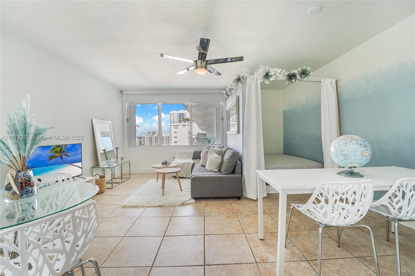 1000 West Ave #PH22, Miami Beach FL 33139