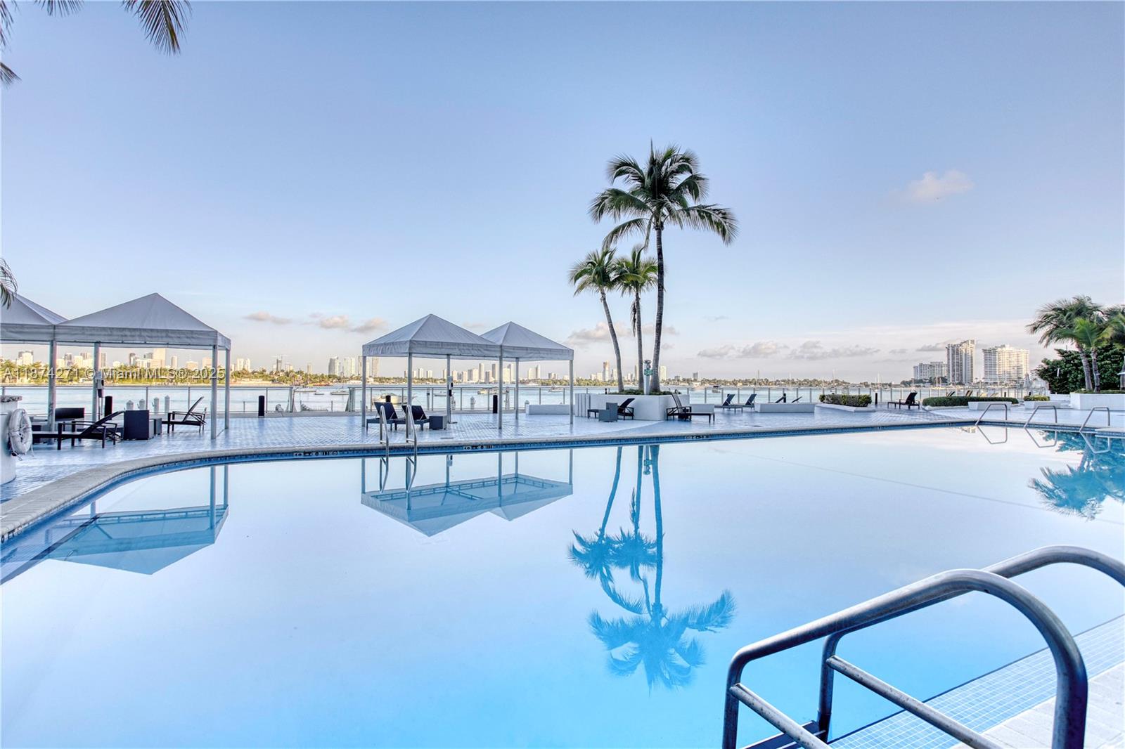 1000 West Ave #PH22, Miami Beach FL 33139