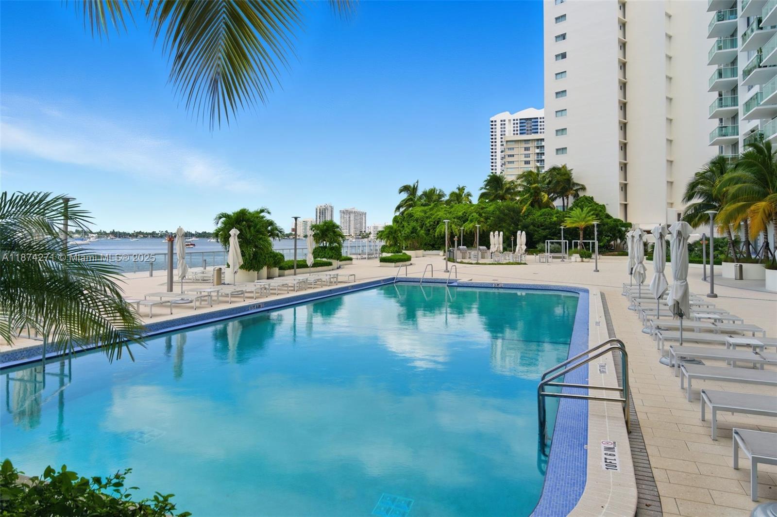 1000 West Ave #PH22, Miami Beach FL 33139