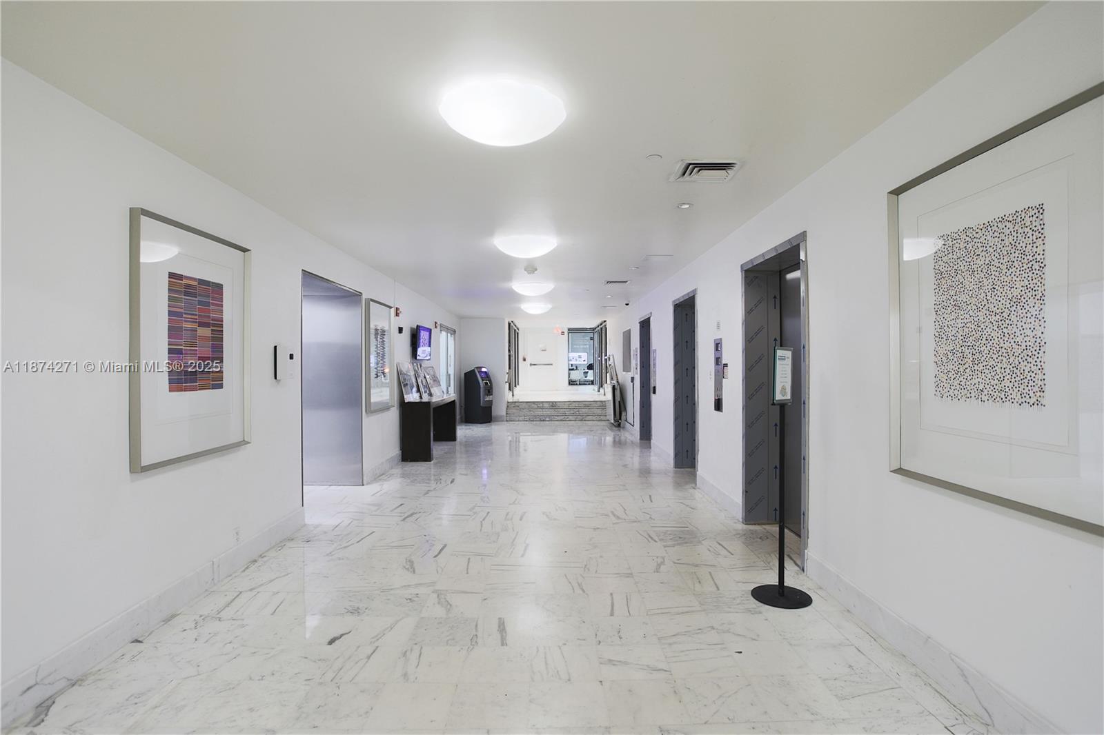 1000 West Ave #PH22, Miami Beach FL 33139