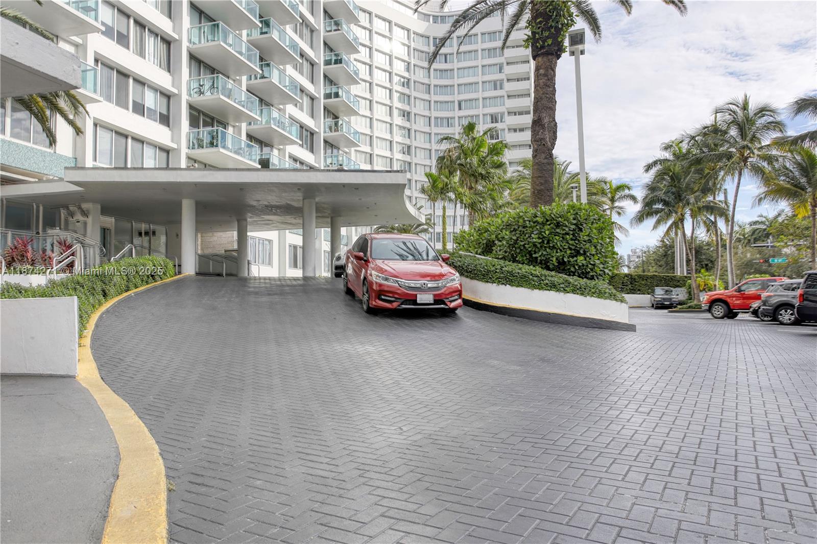 1000 West Ave #PH22, Miami Beach FL 33139
