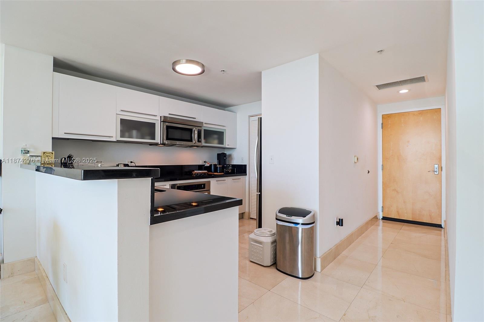 253 NE 2nd St #1907, Miami FL 33132