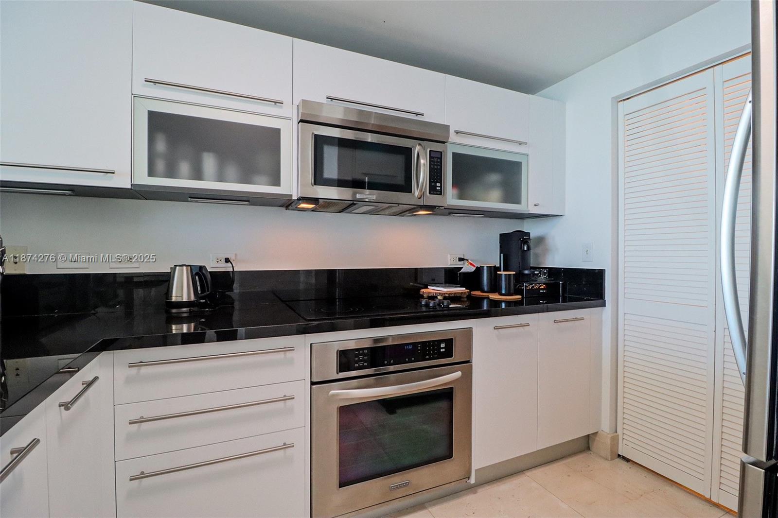 253 NE 2nd St #1907, Miami FL 33132
