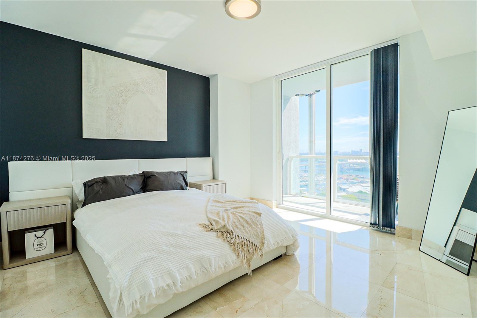 253 NE 2nd St #1907, Miami FL 33132