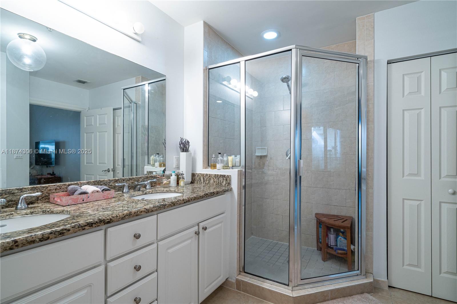 3001 NE 185th St #116, Aventura FL 33180