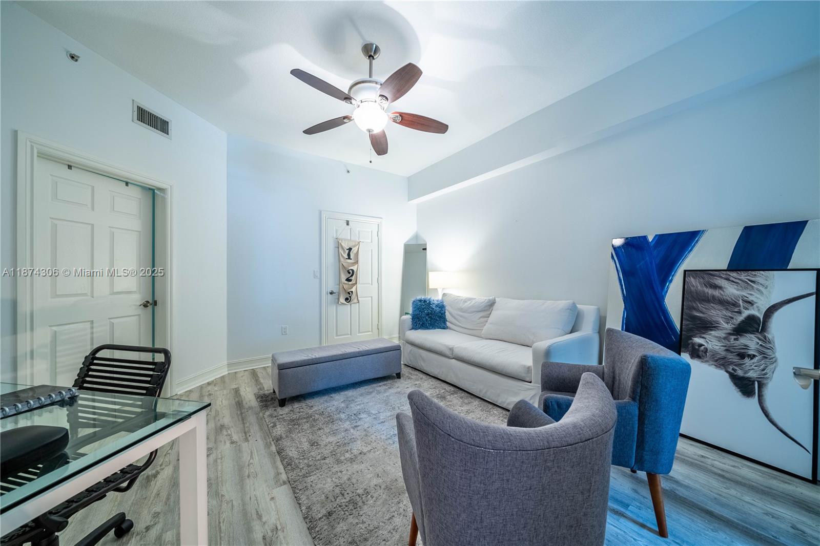 3001 NE 185th St #116, Aventura FL 33180