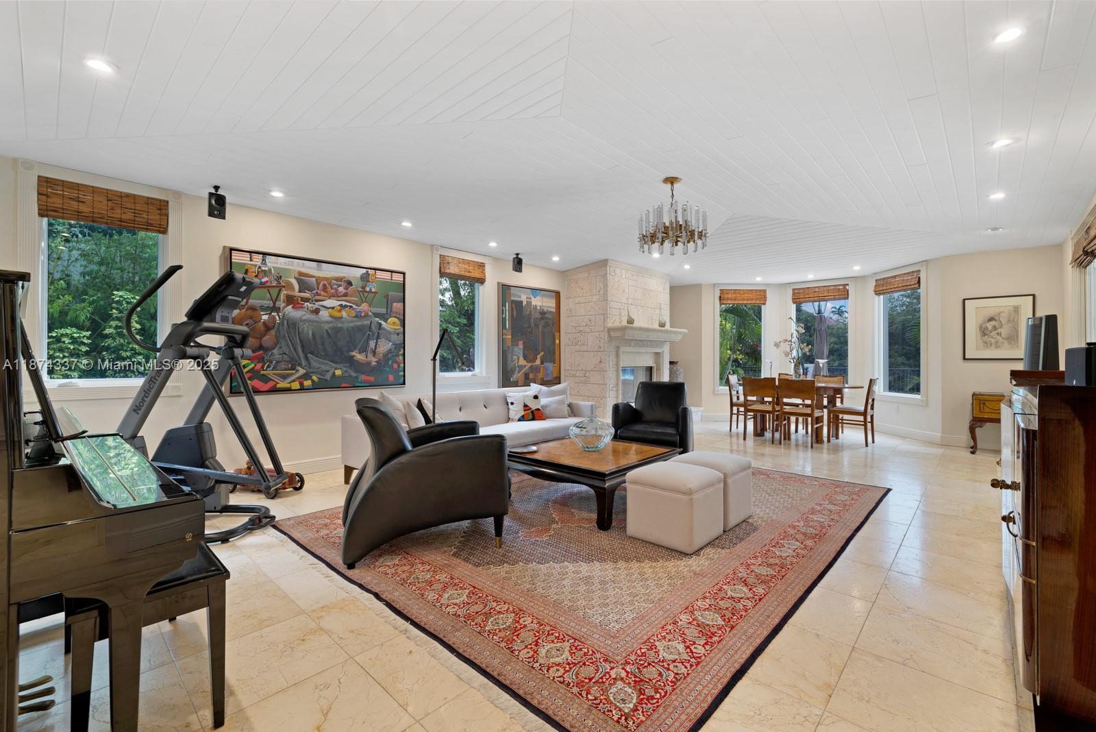 277 Veleros Ct, Coral Gables FL 33143