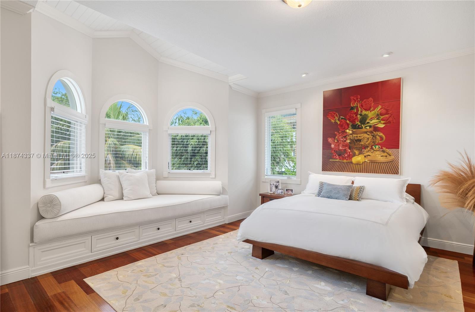 277 Veleros Ct, Coral Gables FL 33143