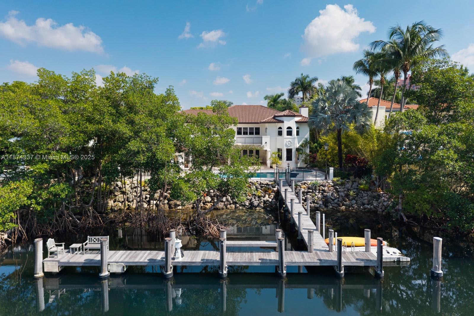 277 Veleros Ct, Coral Gables FL 33143