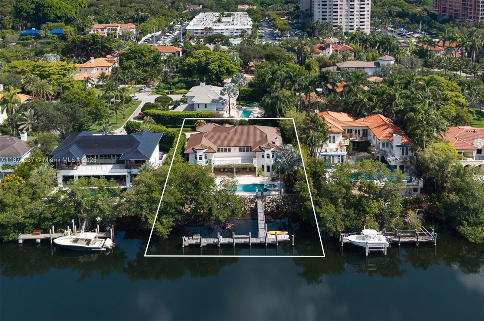 277 Veleros Ct, Coral Gables FL 33143
