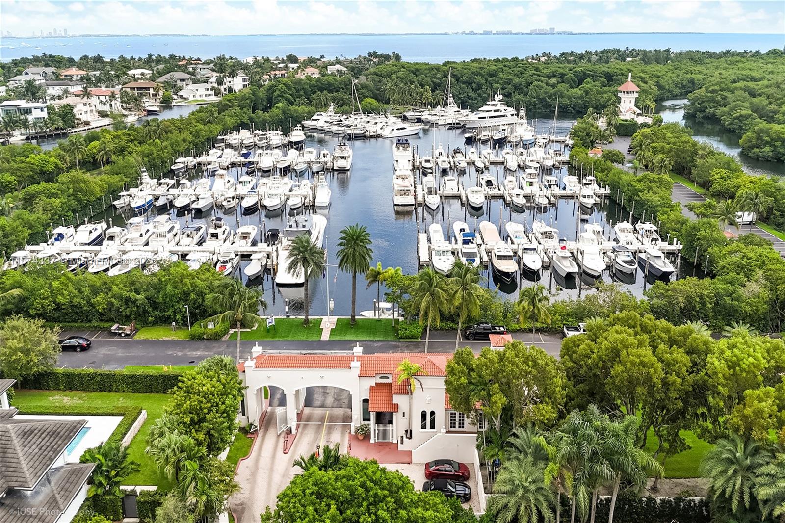 277 Veleros Ct, Coral Gables FL 33143