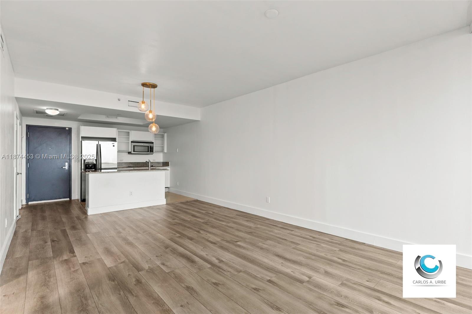 888 Biscayne Blvd #911, Miami FL 33132