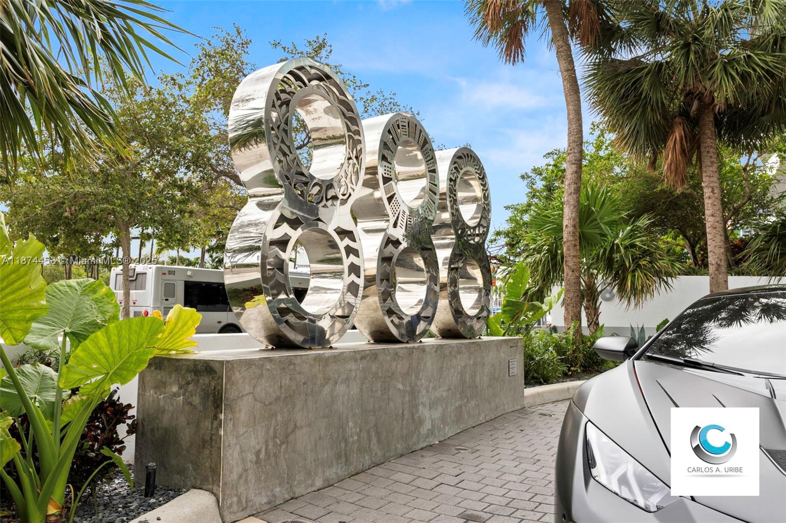 888 Biscayne Blvd #911, Miami FL 33132