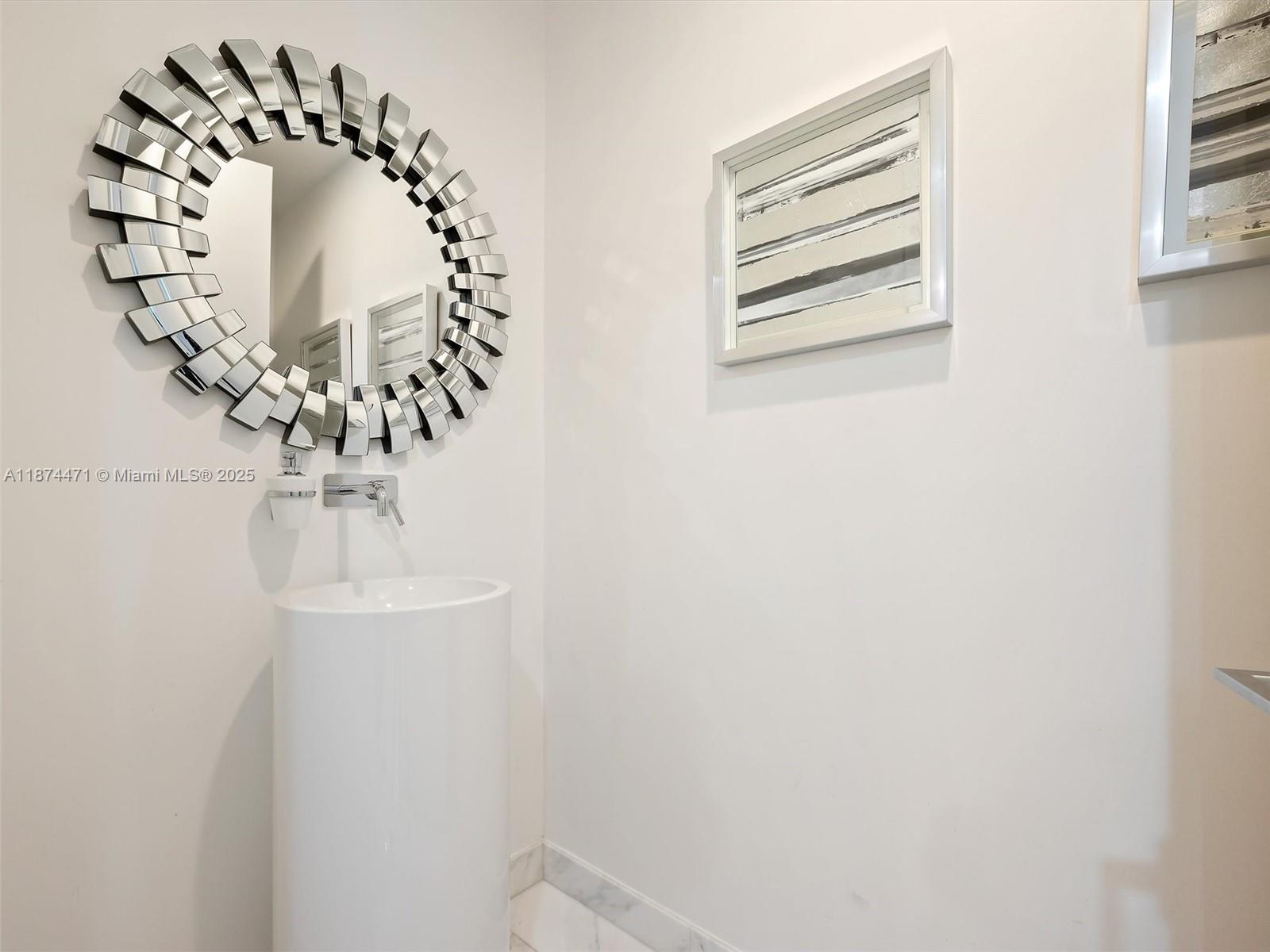 10203 Collins Ave #1105, Bal Harbour FL 33154