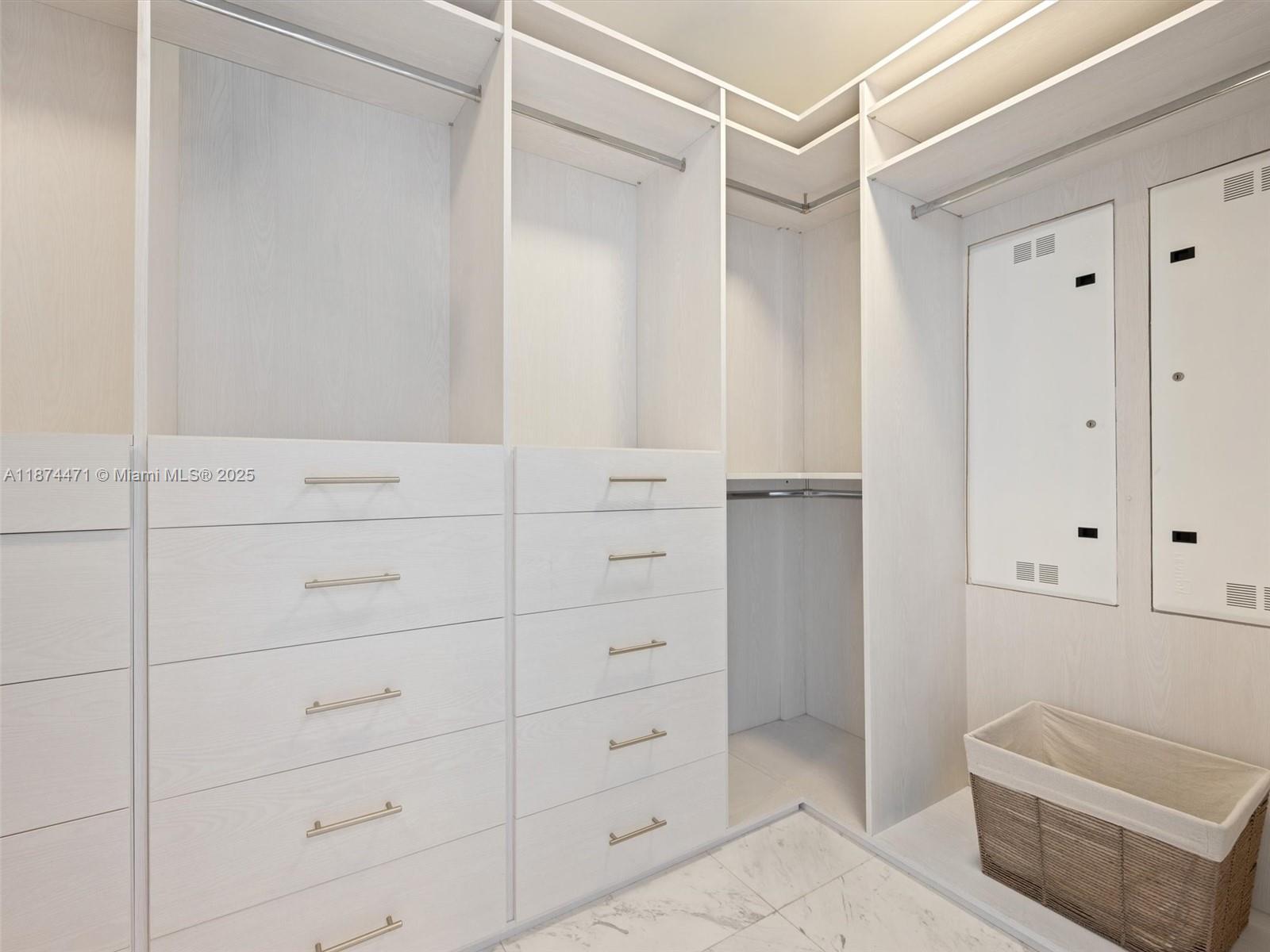 10203 Collins Ave #1105, Bal Harbour FL 33154