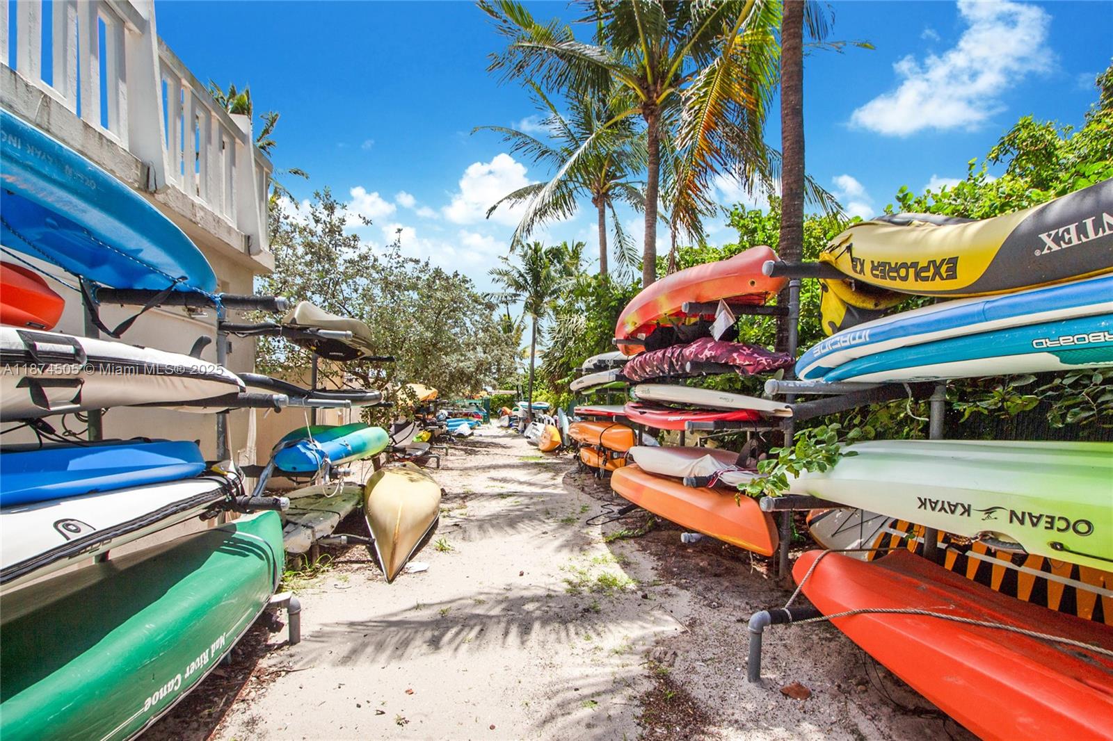 1111 Crandon Blvd #B606, Key Biscayne FL 33149