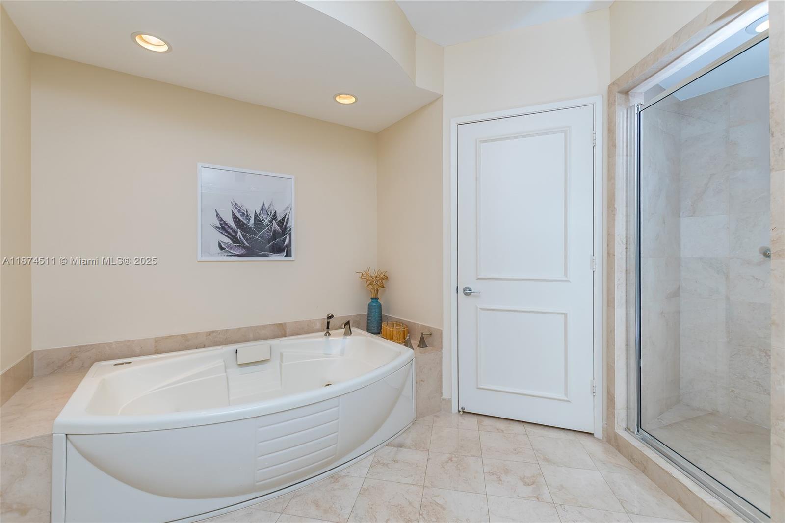 785 Crandon Blvd #603, Key Biscayne FL 33149
