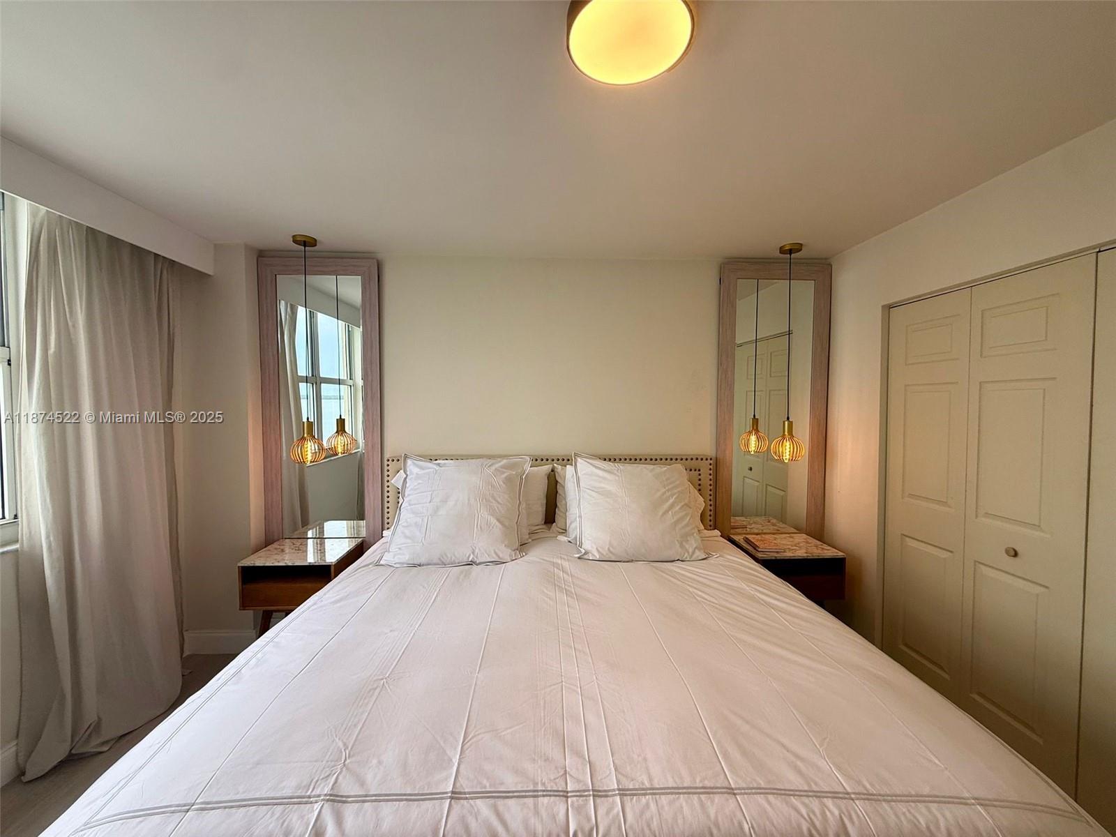 770 Claughton Island Dr #812, Miami FL 33131