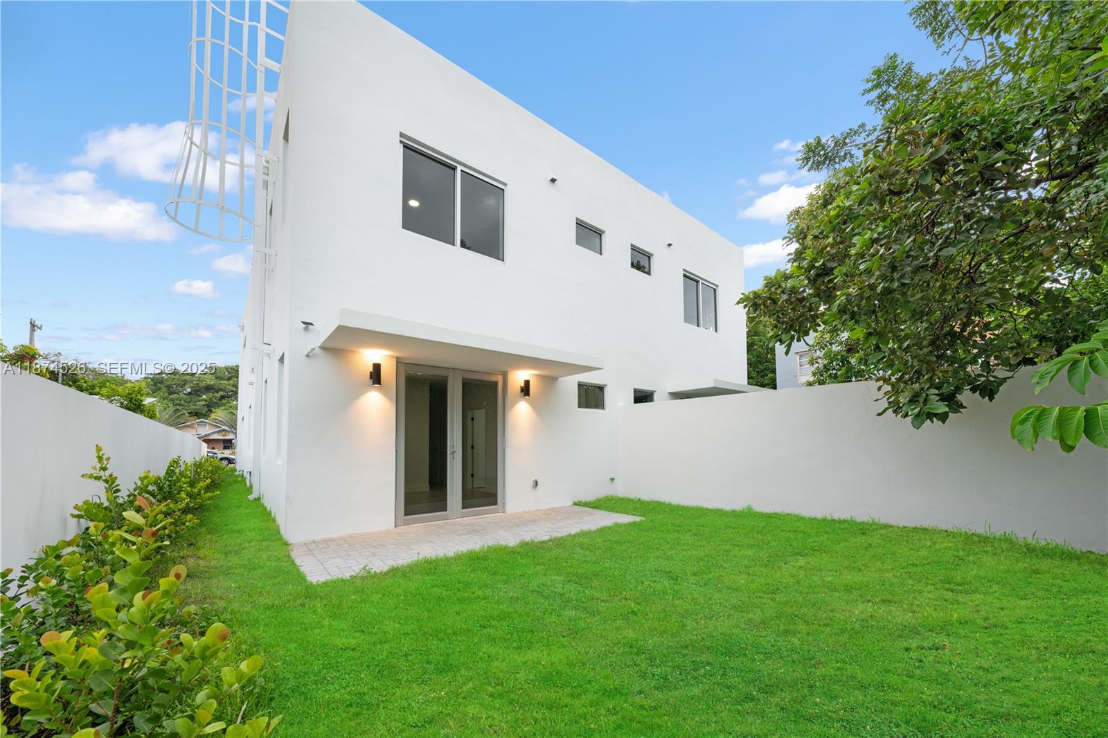 857 SW 14th Ave #A, Miami FL 33135
