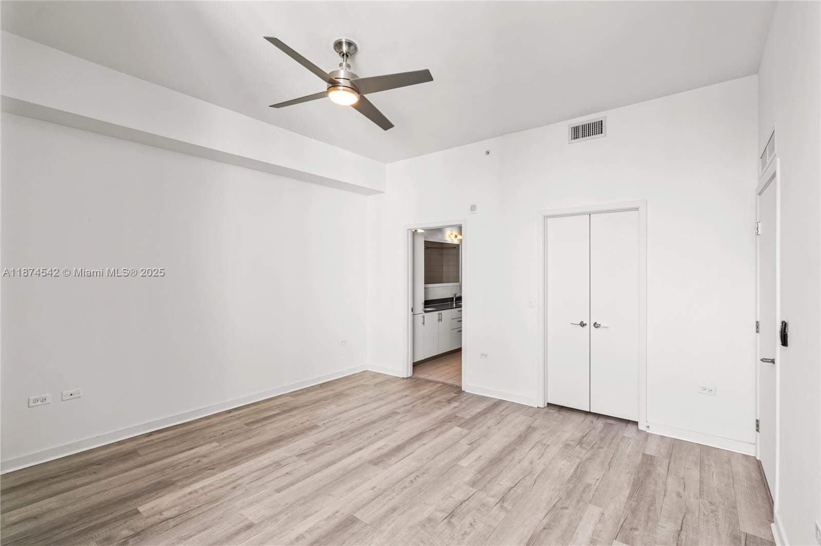 999 SW 1st Ave #PH08, Miami FL 33130