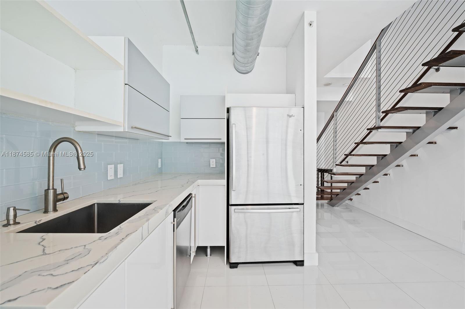 690 SW 1st Ct. #2308, Miami FL 33130-2927