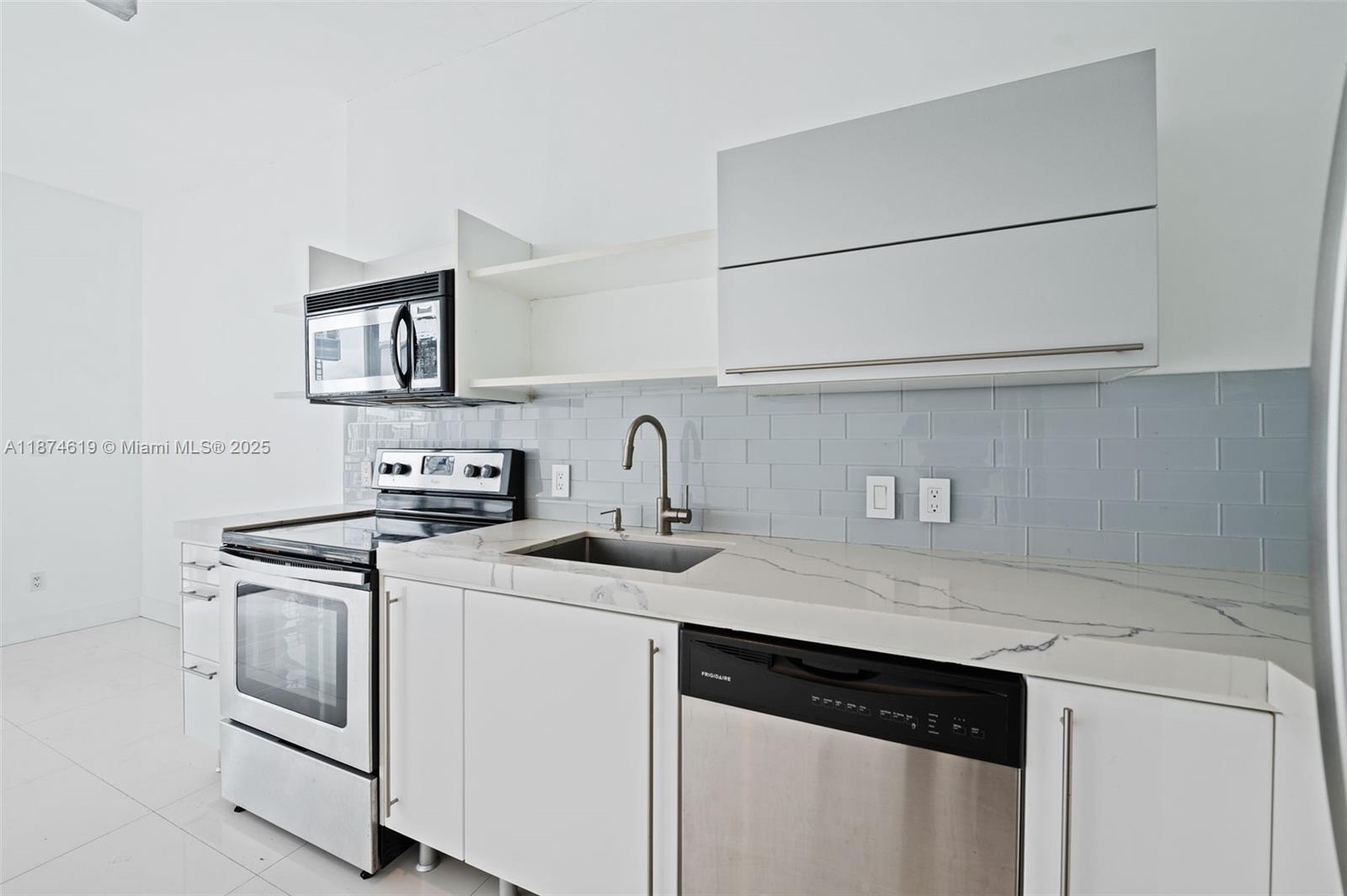 690 SW 1st Ct. #2308, Miami FL 33130-2927
