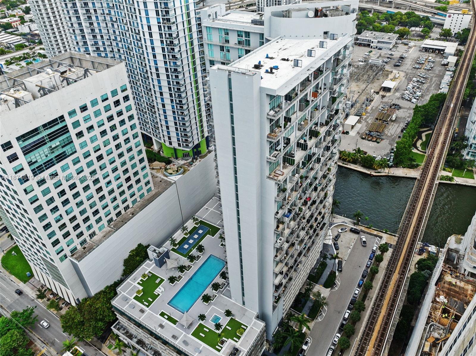 690 SW 1st Ct. #2308, Miami FL 33130-2927