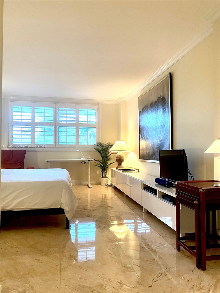 177 Ocean Lane Dr #212, Key Biscayne FL 33149