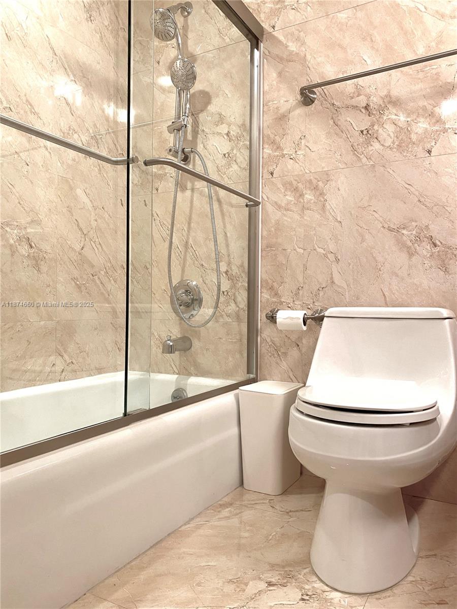 177 Ocean Lane Dr #212, Key Biscayne FL 33149