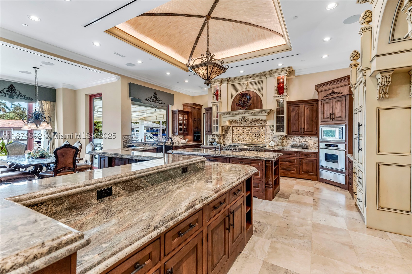 700 Osprey Point Cir, Boca Raton FL 33431